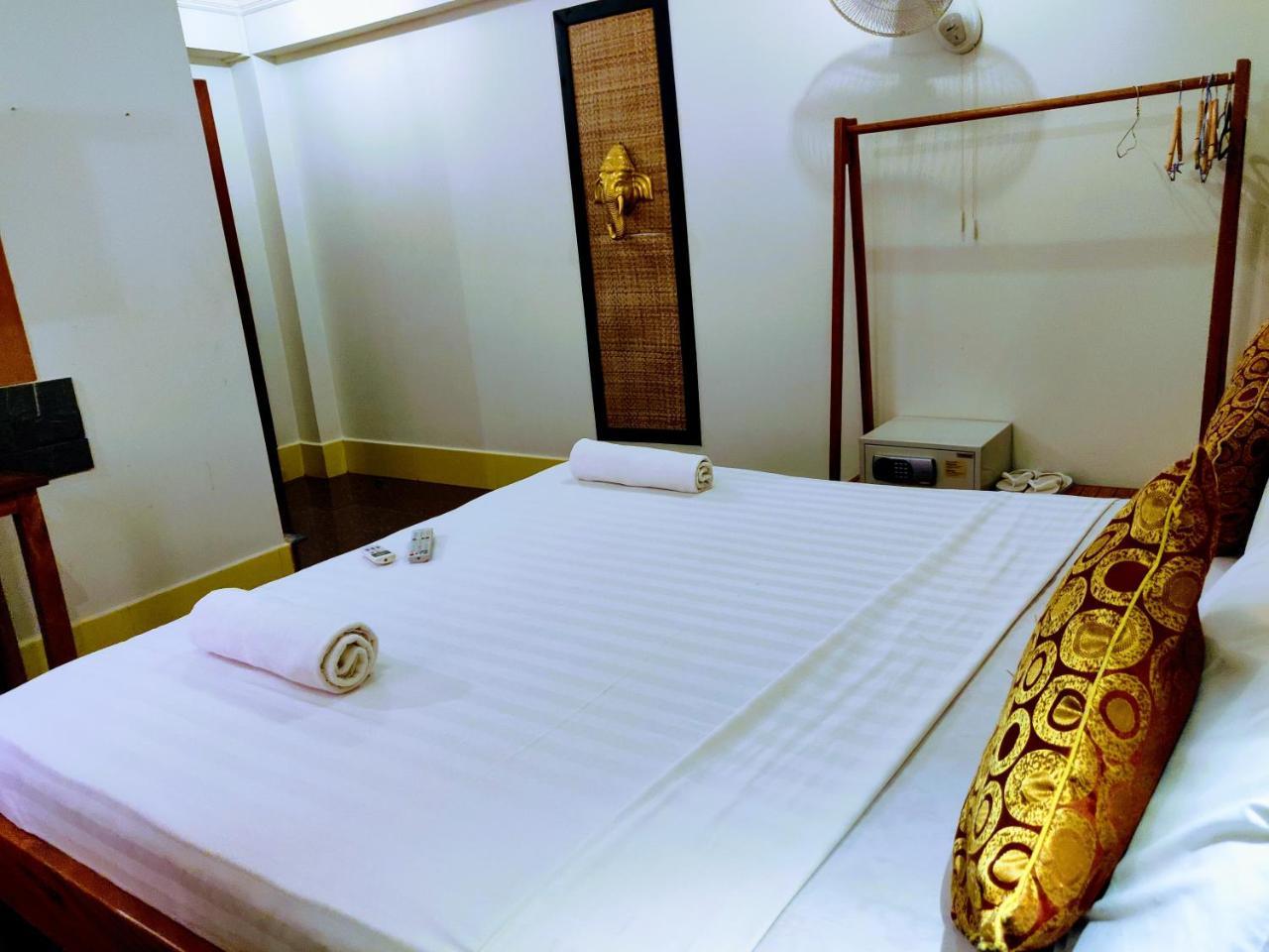The Cashew Nut Villas シェムリアップ エクステリア 写真